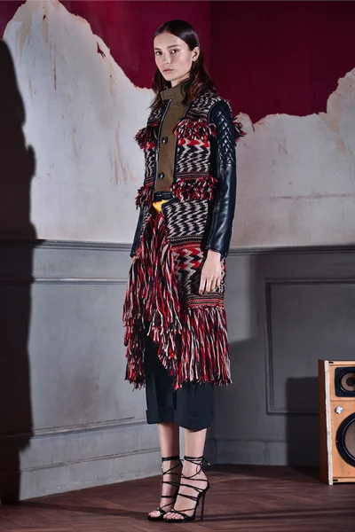 Look 4